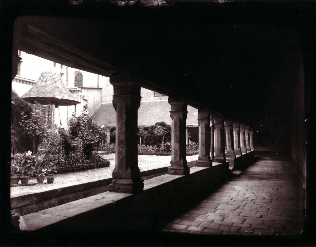 Ancien couvent des Capucins, cloître (watermark)_1